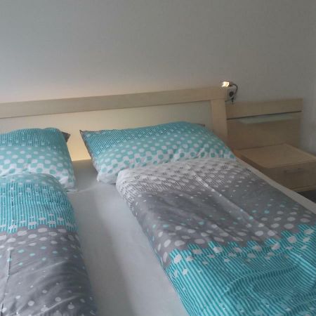Apartment Meschnik Graz Bagian luar foto